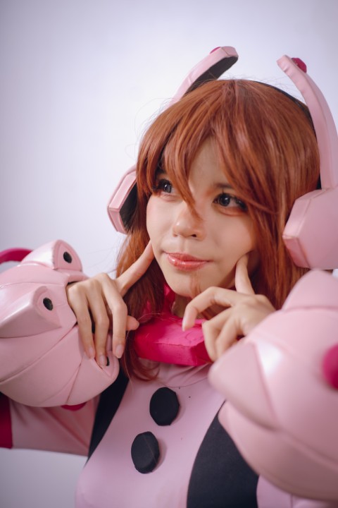 Mekolyn gallery item