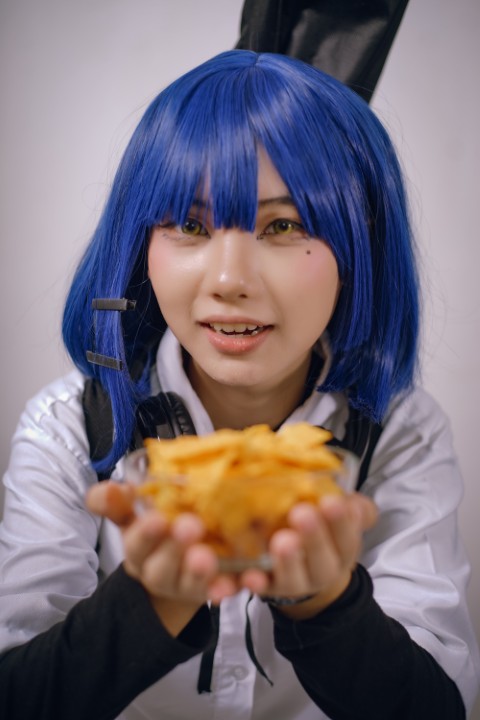 Mekolyn gallery item