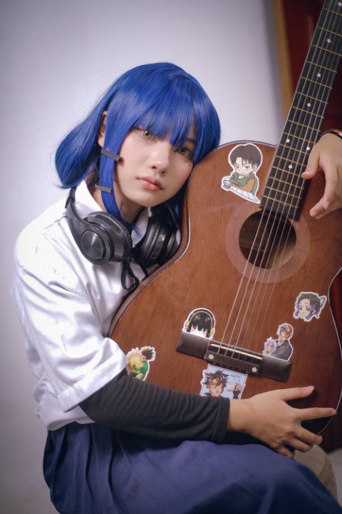 Mekolyn gallery item