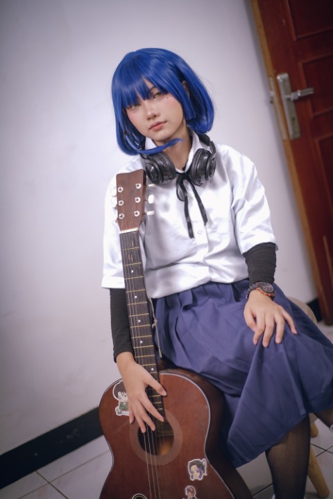 Mekolyn gallery item