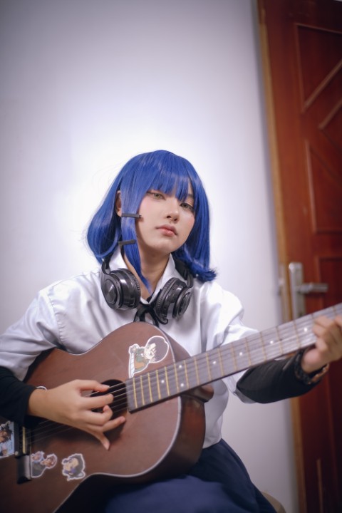 Mekolyn gallery item