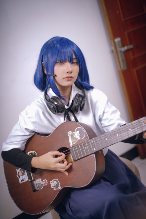 Mekolyn gallery item