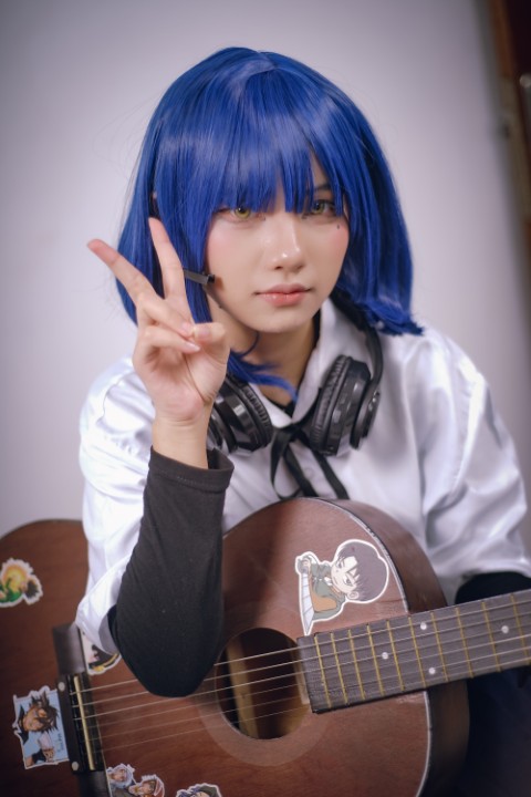 Mekolyn gallery item